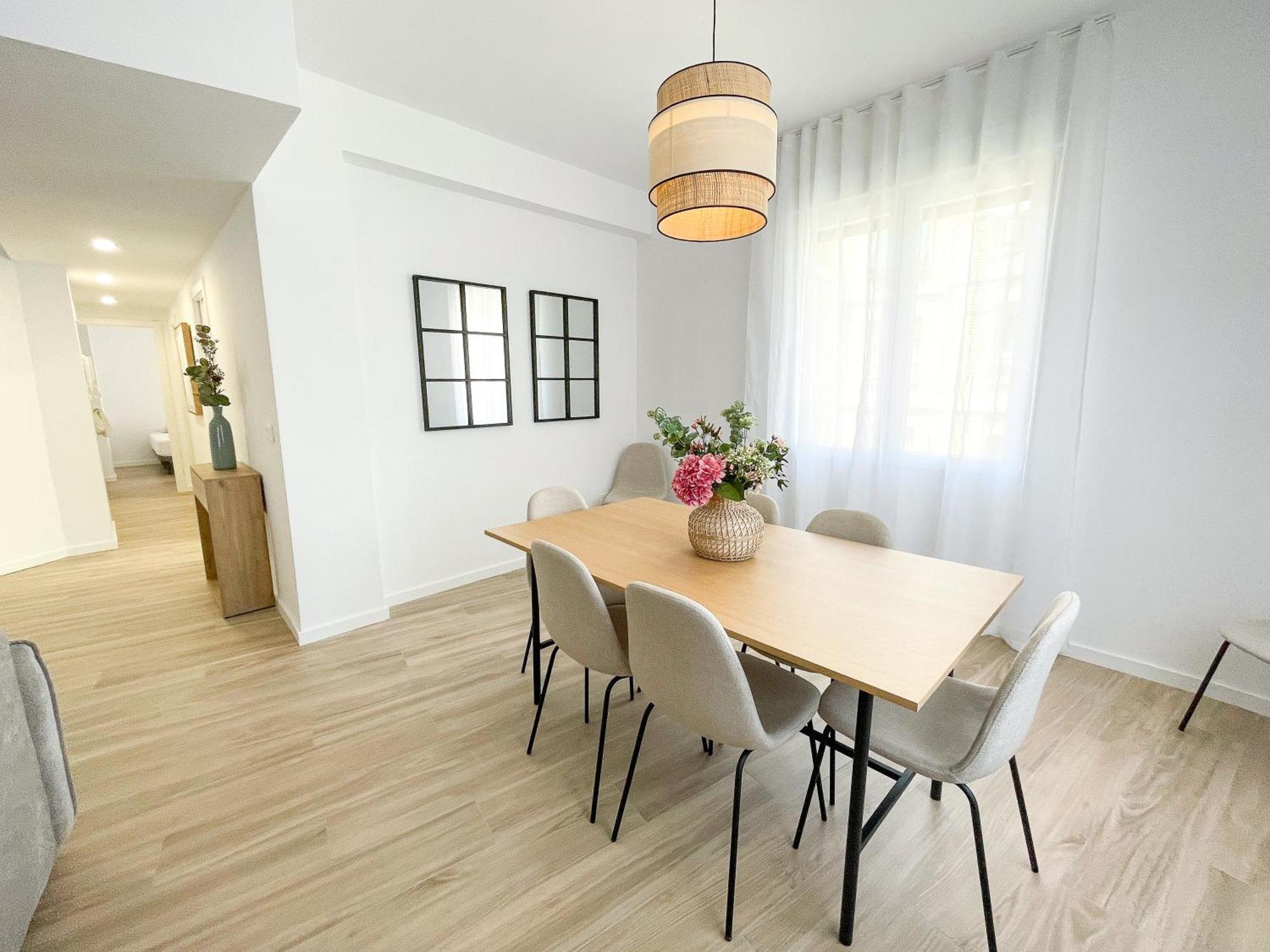 Appartement Gran Via 3000 *